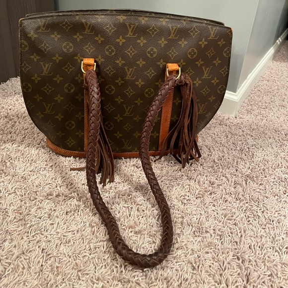 Authentic Louis Vuitton Tote - Picture 2 of 11